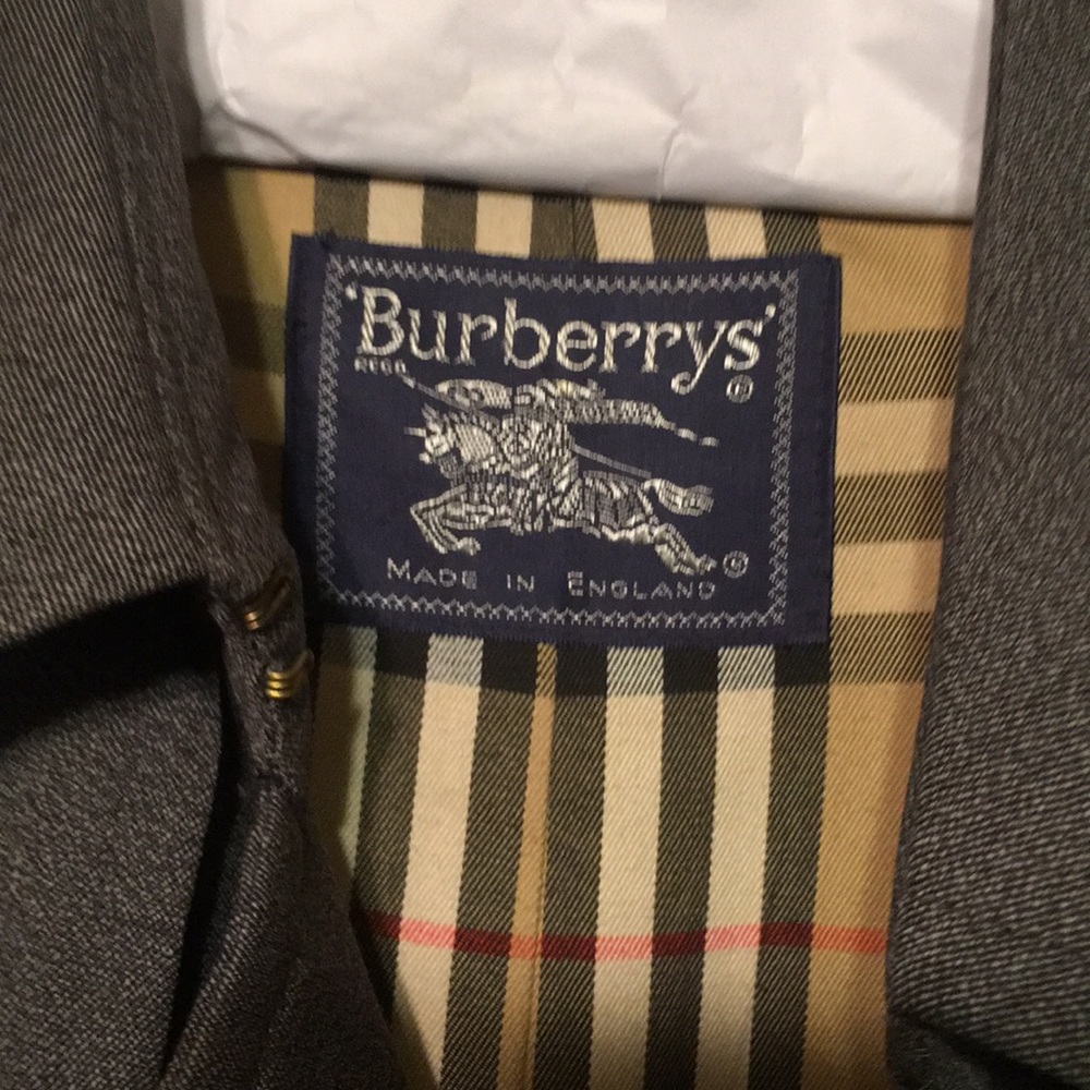 Burberry Specialty Convert Coat